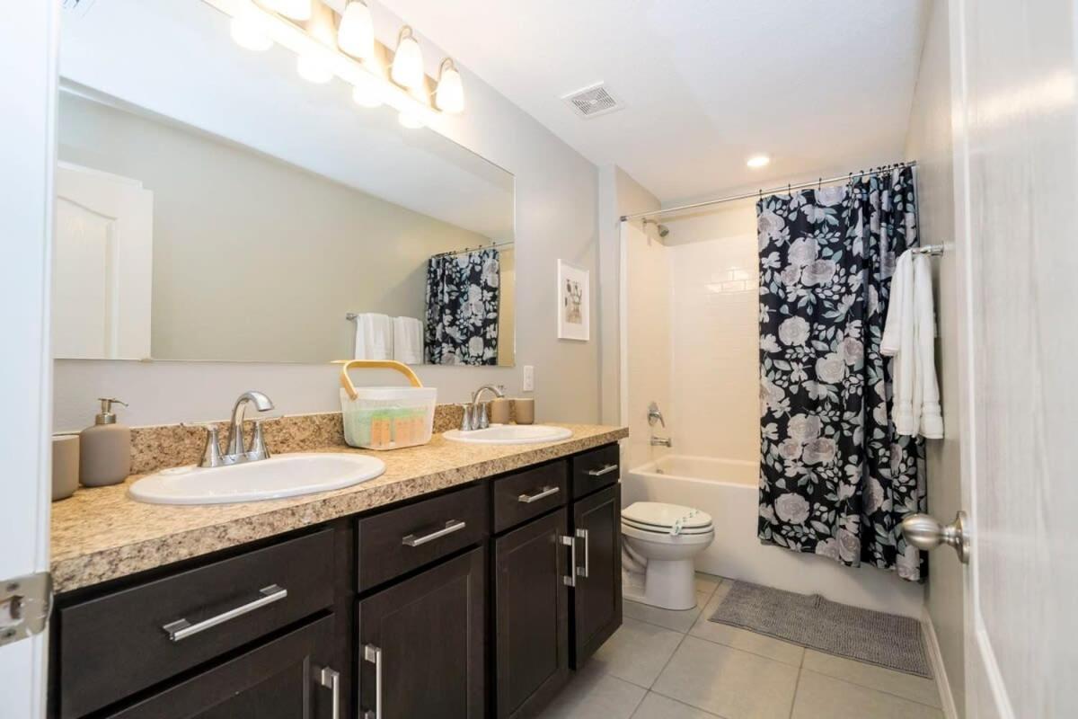 Stunning 3bd Close To At Fiesta Key 4764 * Kissimmee